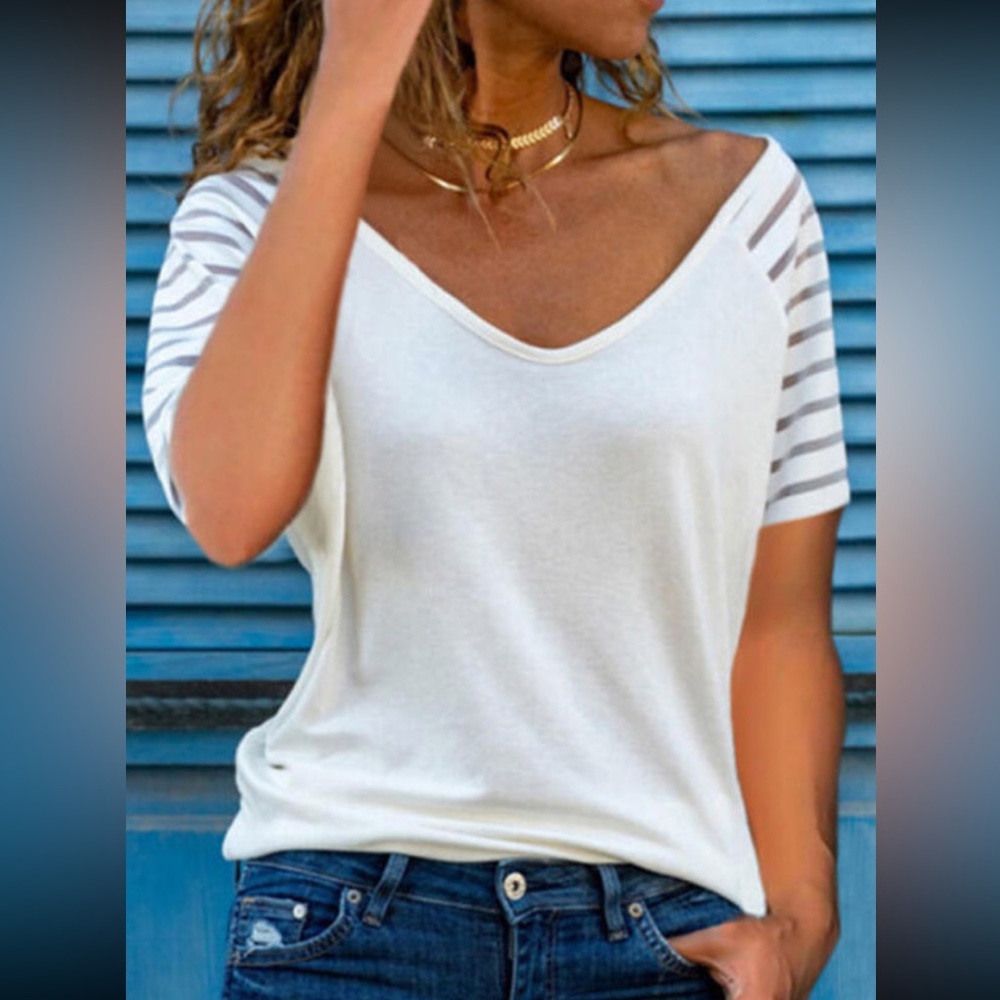 Really cute cool knit top!